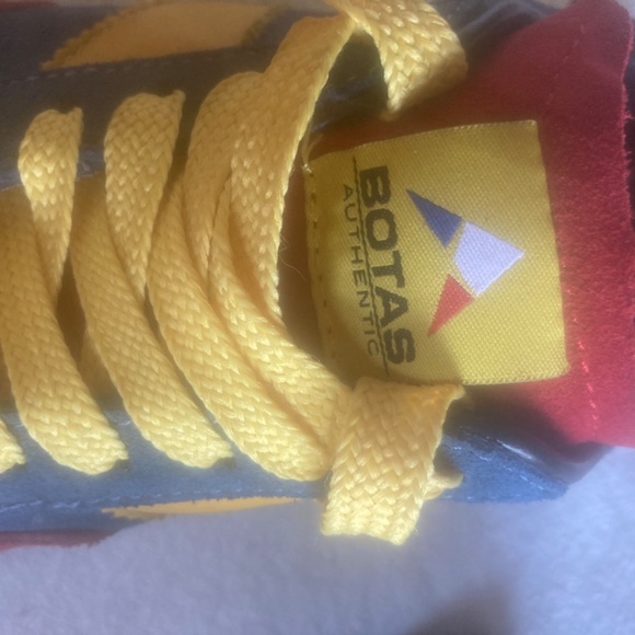 European suede sneakers women’s size 8 - Picture 5 of 7